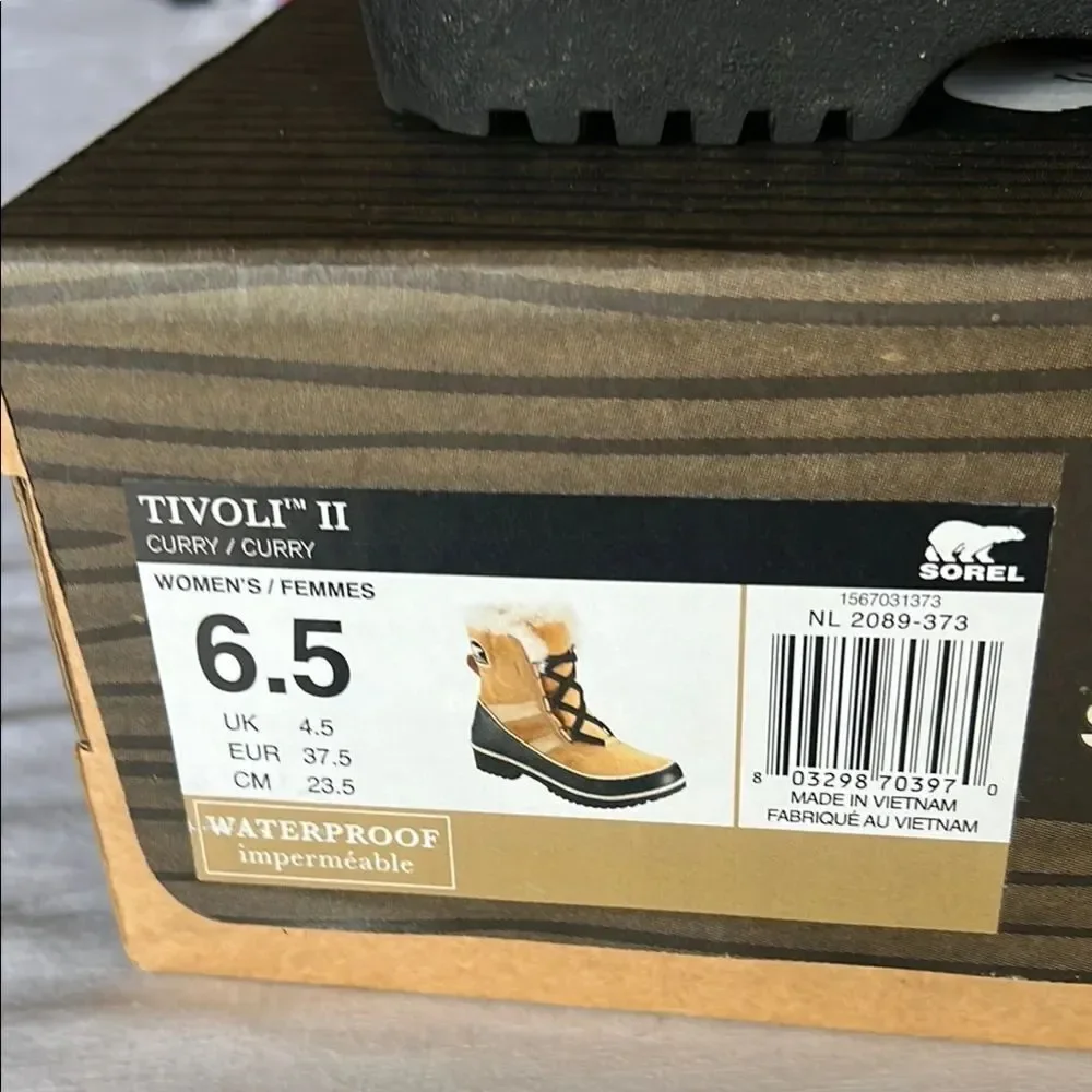 Sorel Tan and Black Winter Rain Boots Durable Design